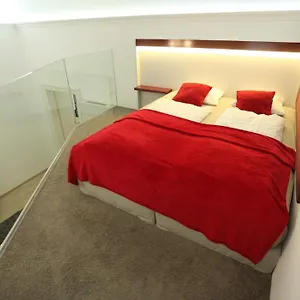 https://superior-loft-at-basilica.inbudapesthotels.com