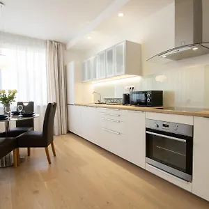 Apartamento Krakovska, Praga